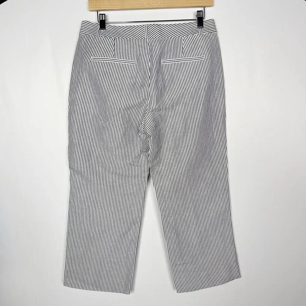 Banana Republic Womens 4P Petite White Blue Logan Seersucker Stripe Cropped Pant
